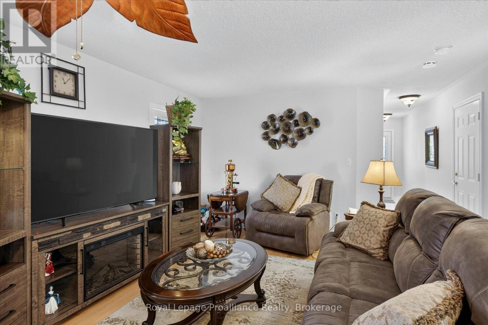 541 GARBUTT TERRACE - Image 11