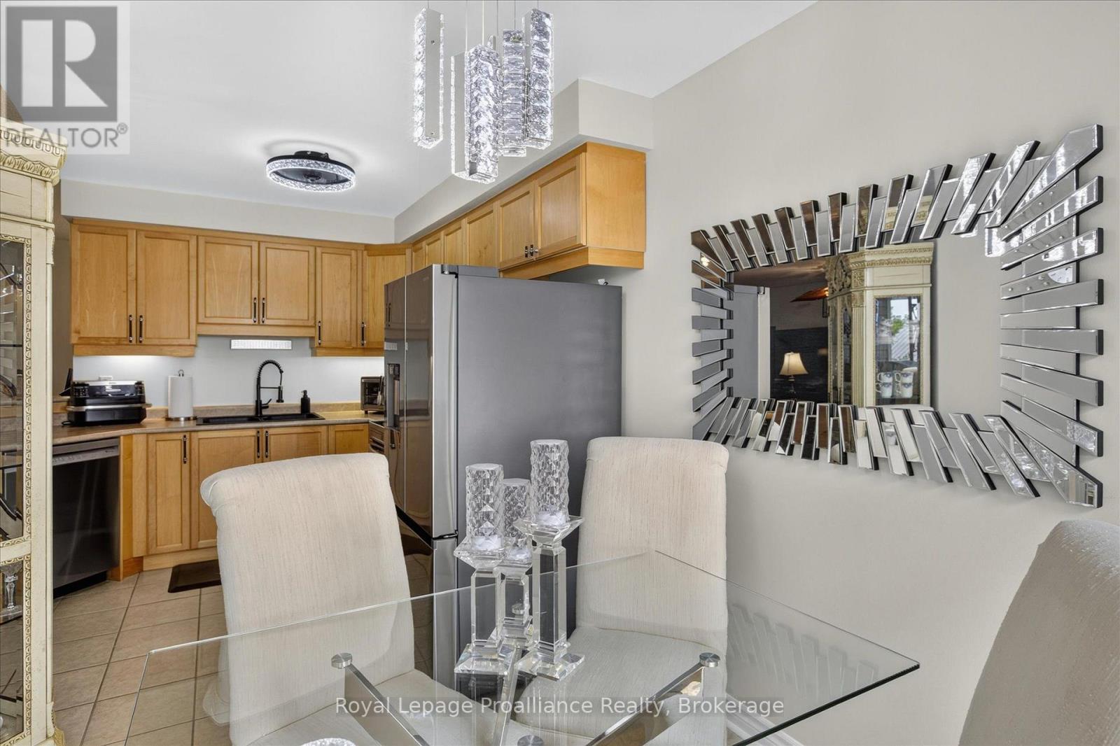 541 GARBUTT TERRACE - Image 19