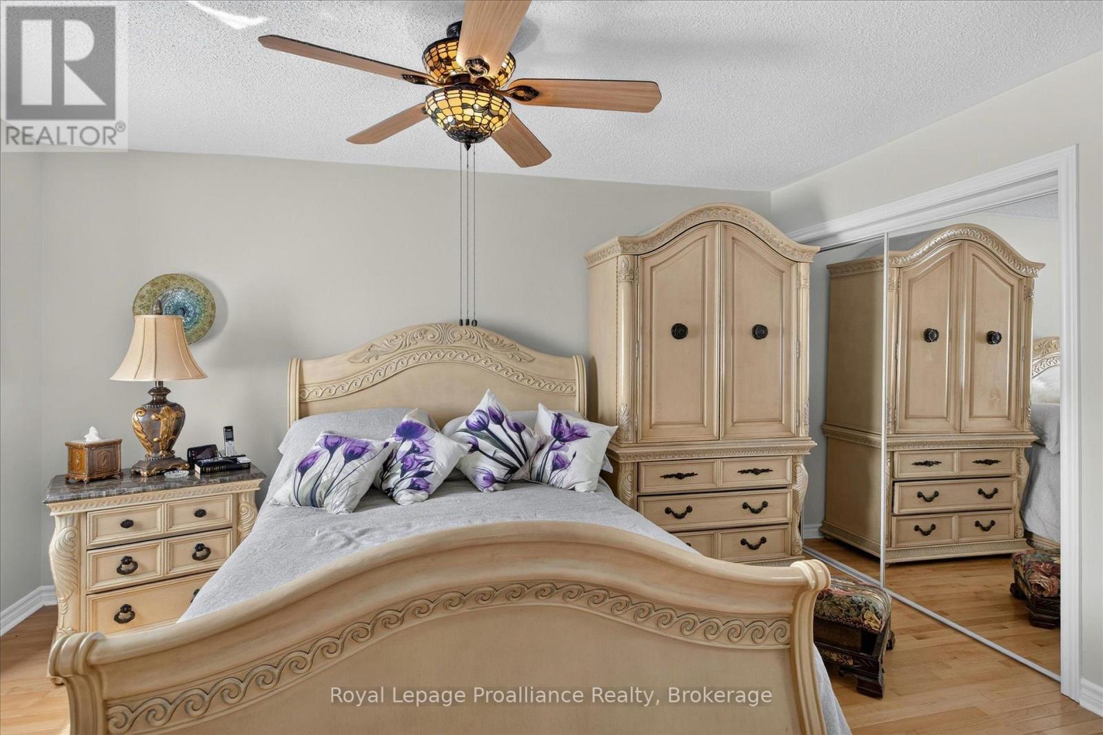 541 GARBUTT TERRACE - 21