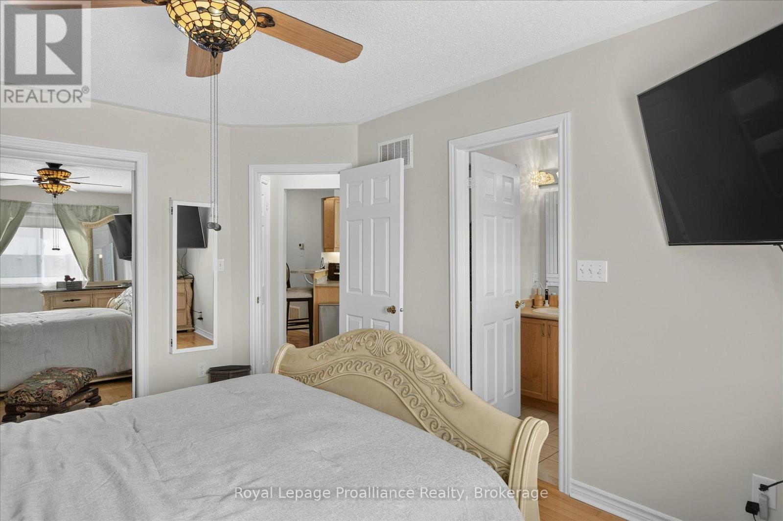 541 GARBUTT TERRACE - Image 22