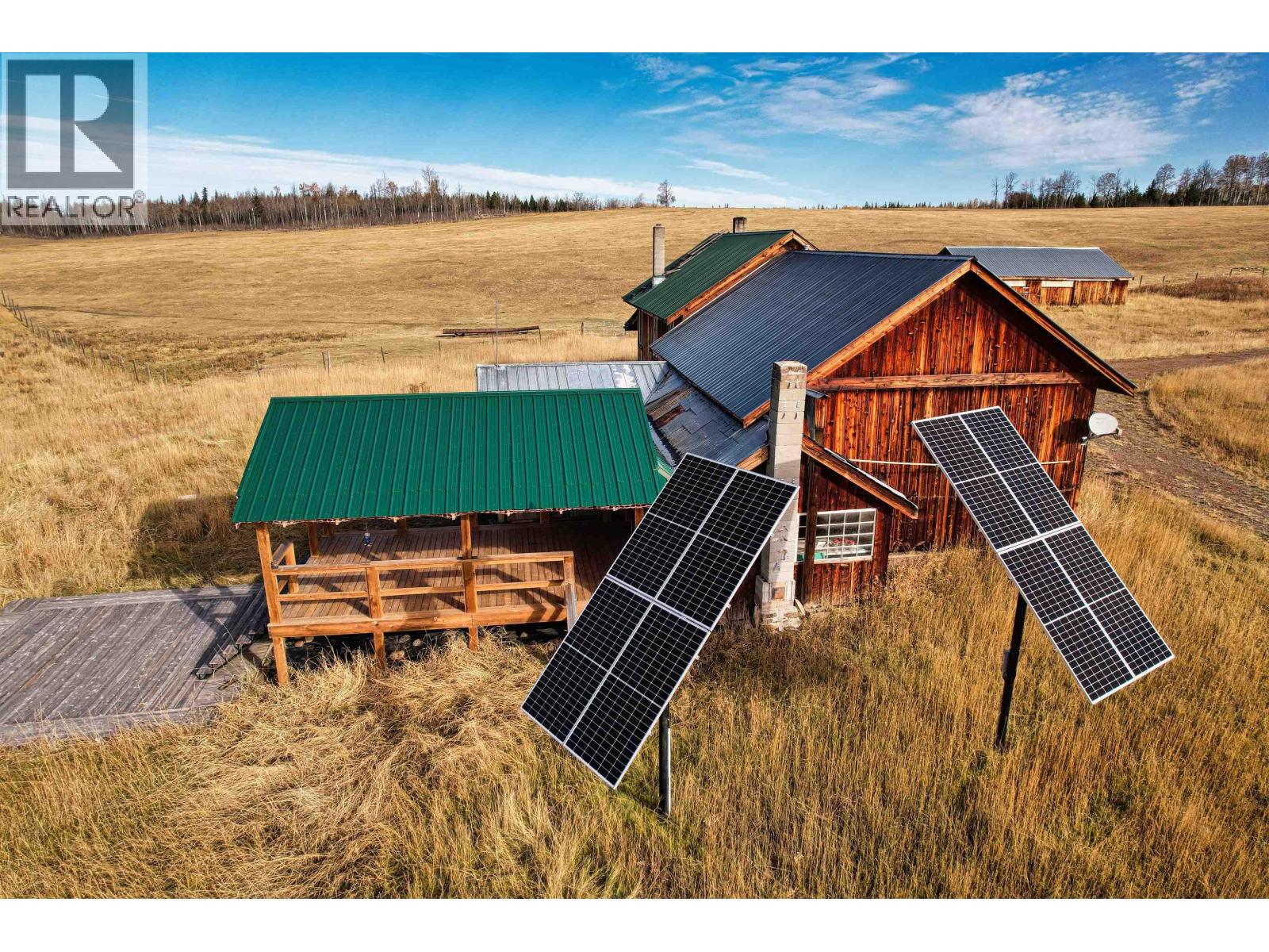 1605 BOULE YOUNG LAKE Road, 70 Mile House, British Columbia, V0K2K2, 70 Mile House, British Columbia — photo 4 of 5