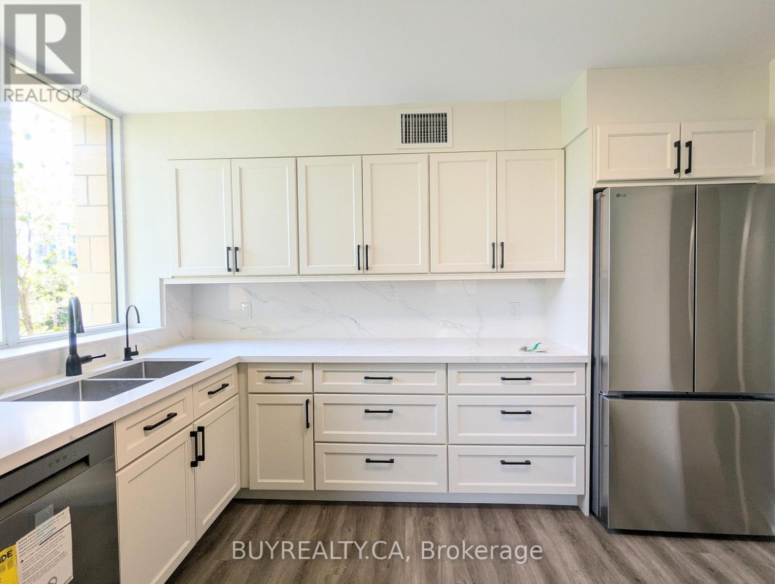 #308 256 DORIS AVENUE - 10