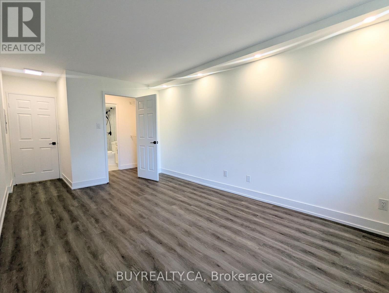 #308 256 DORIS AVENUE - 23