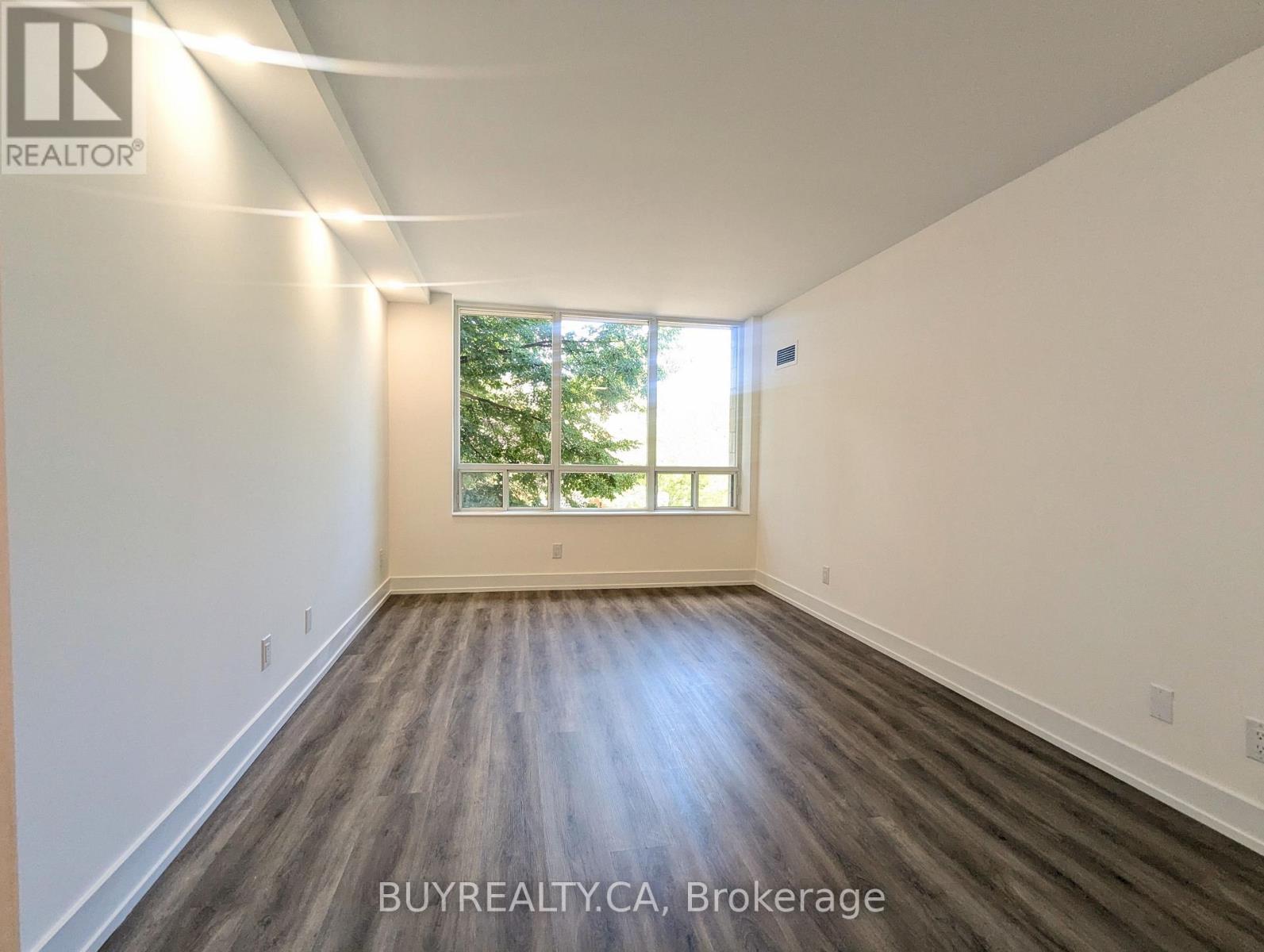#308 256 DORIS AVENUE - 26