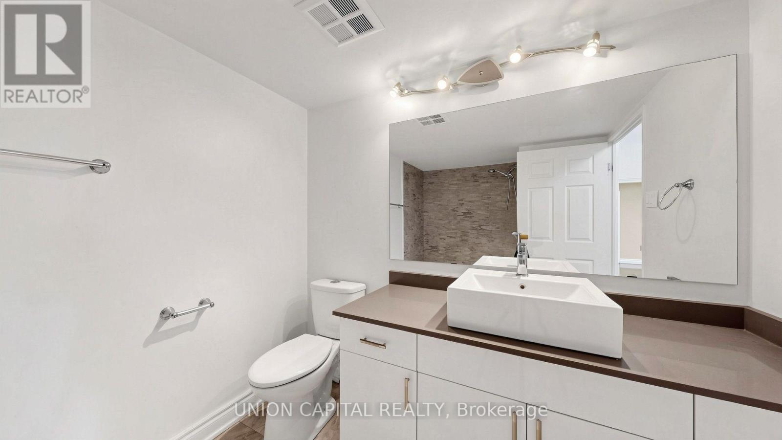 #1405 62 WELLESLEY STREET W - 17