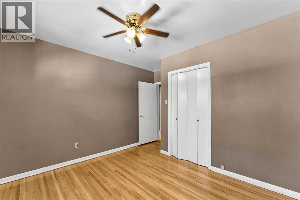 129 7 Street Southeast - Photo 17