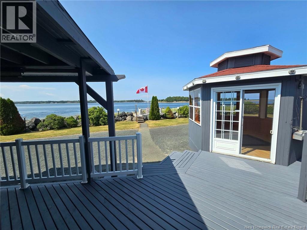 25 Bayshore - Image 16