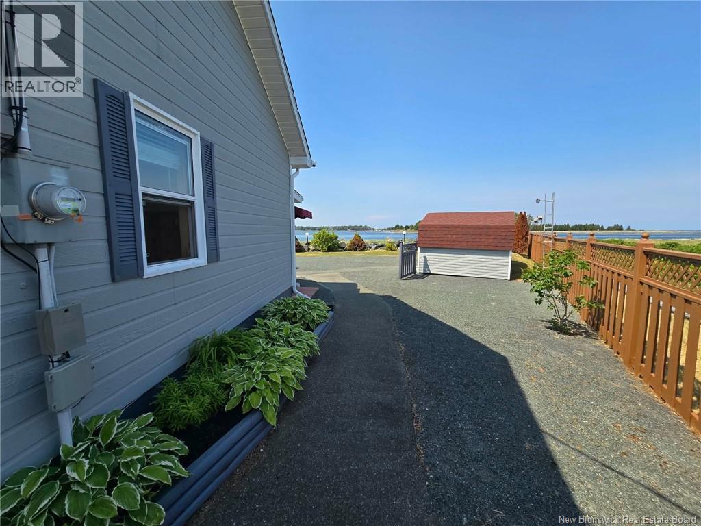25 Bayshore - Image 10