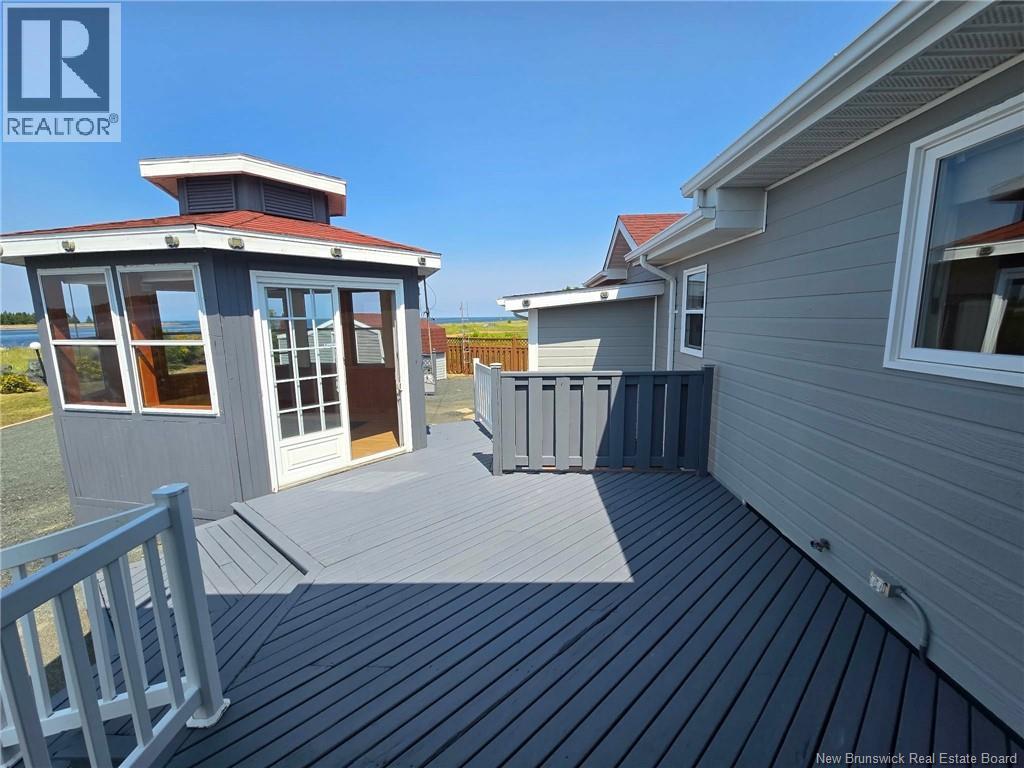 25 Bayshore - Image 18