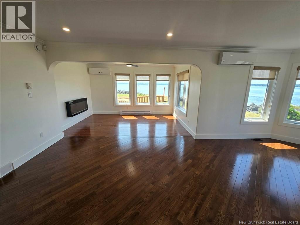 25 Bayshore - Image 37