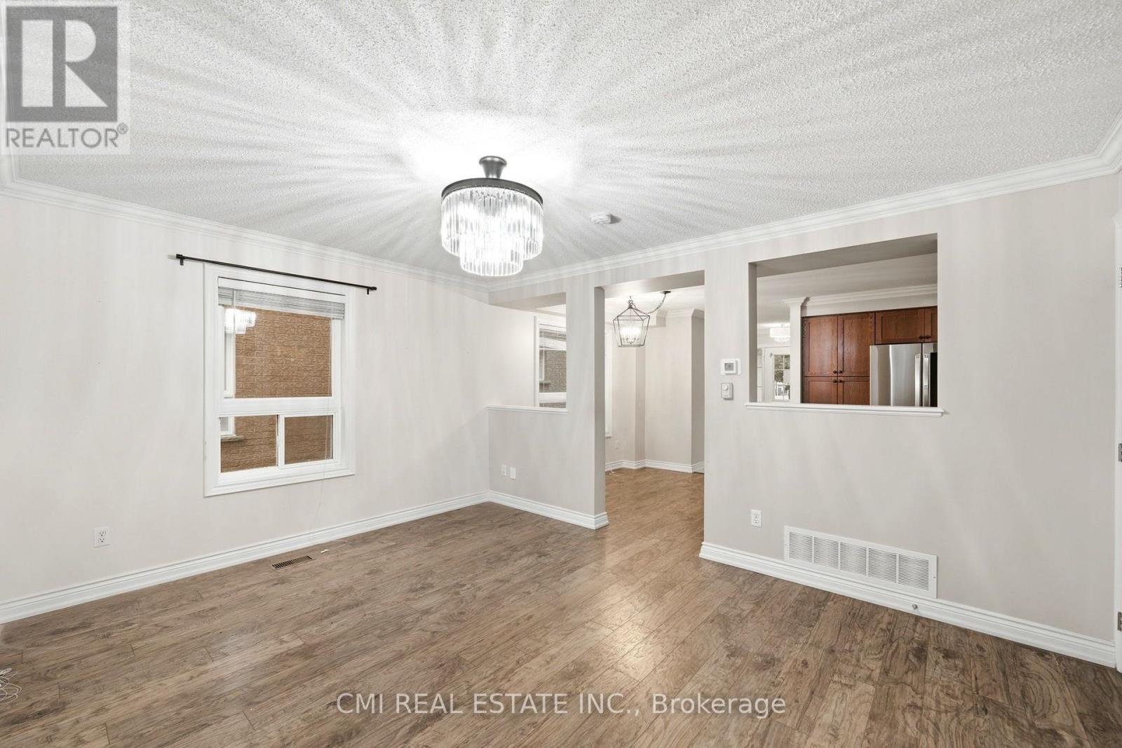 #7 460 WOODMOUNT DRIVE - 14