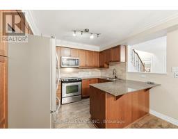 7 - 460 Woodmount Drive, Oshawa, ON L1K0K3 Photo 17