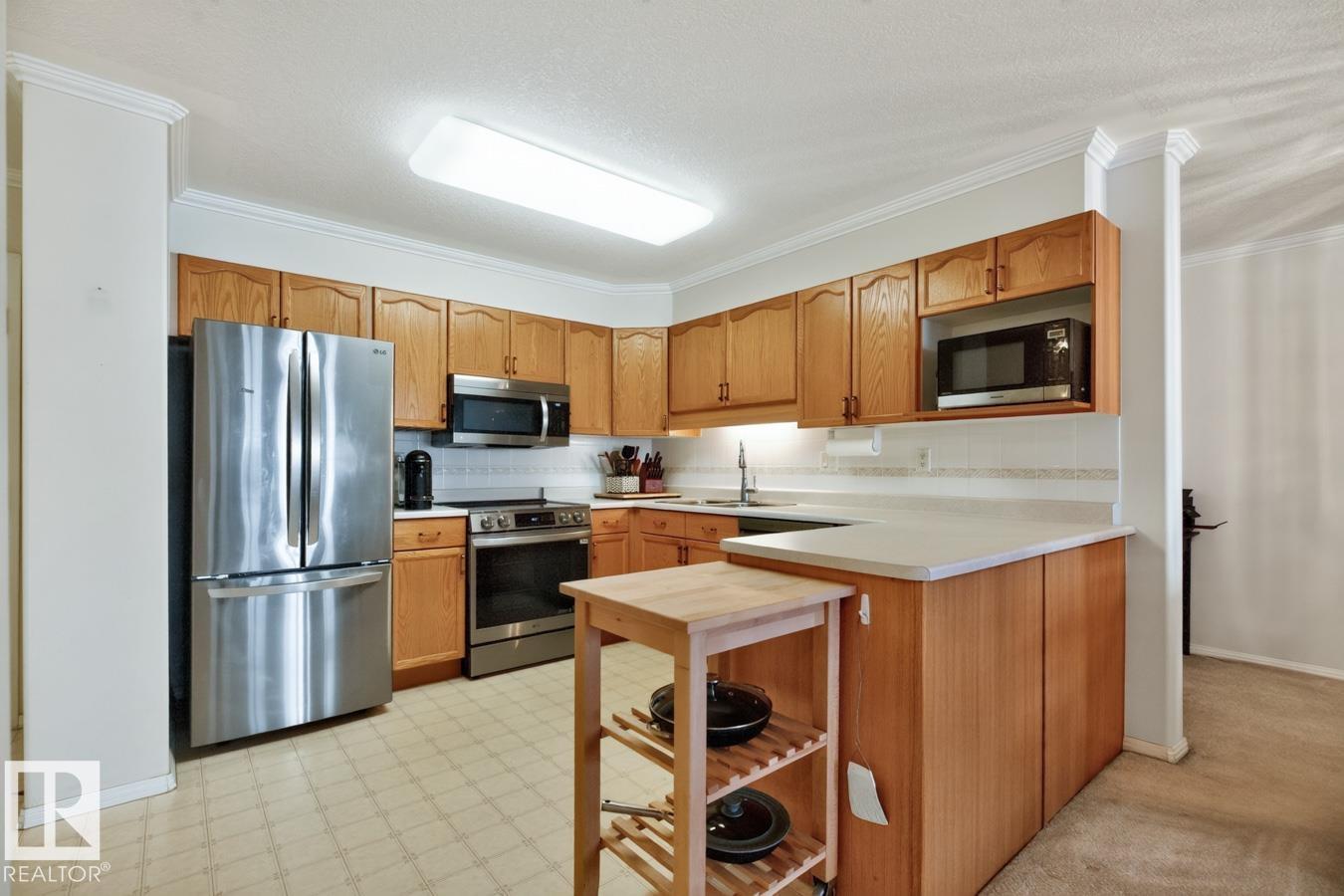 #208 8315 83 ST NW - 2