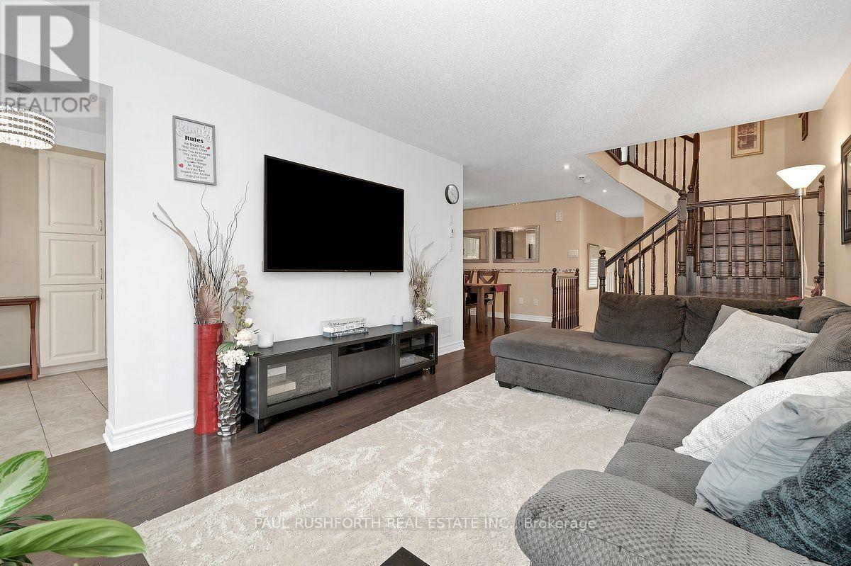 3 Bed, 4 Bath House for Sale in Ottawa – 668 PETRICHOR CRESCENT, Ottawa – MLS# X13616952 - Image 15