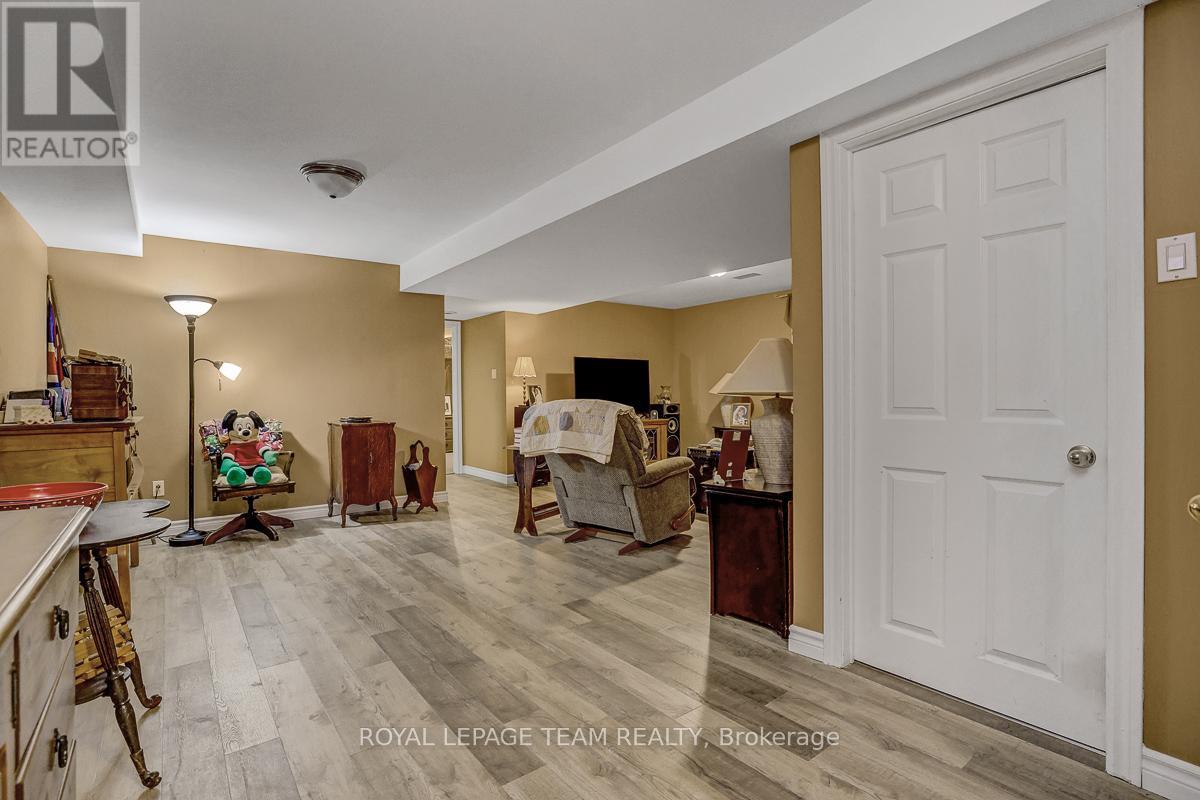 110 ALFRED STREET - 27