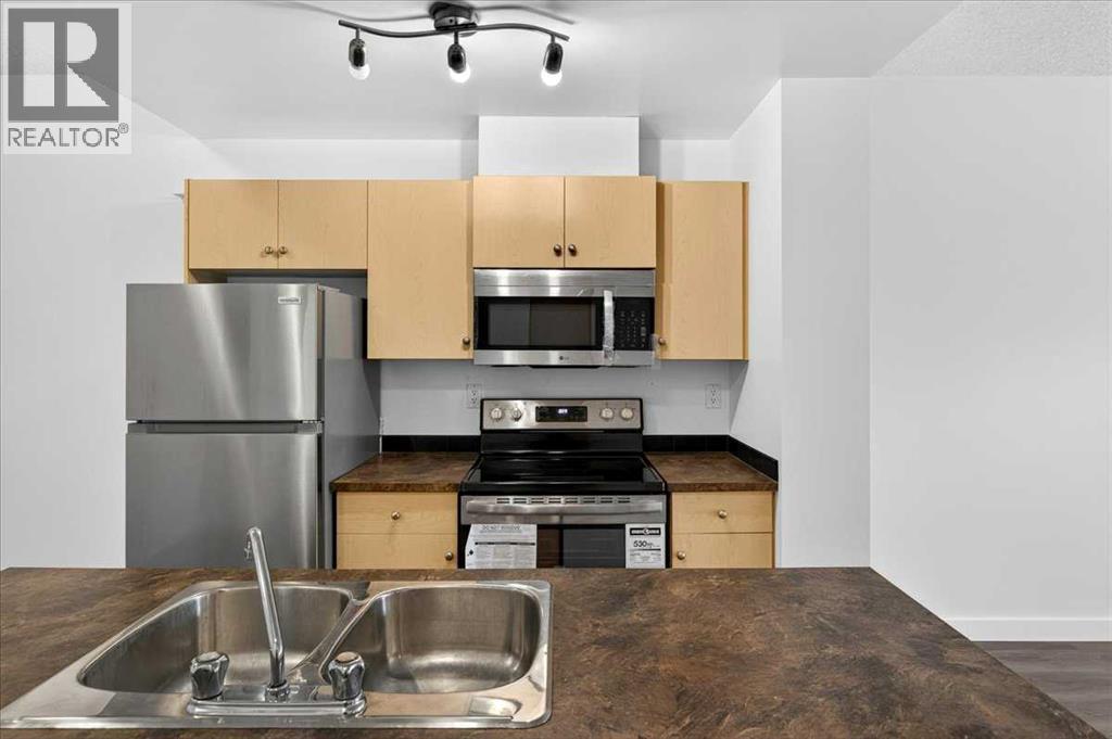 #3304 73 Erin Woods Court SE - Image 8