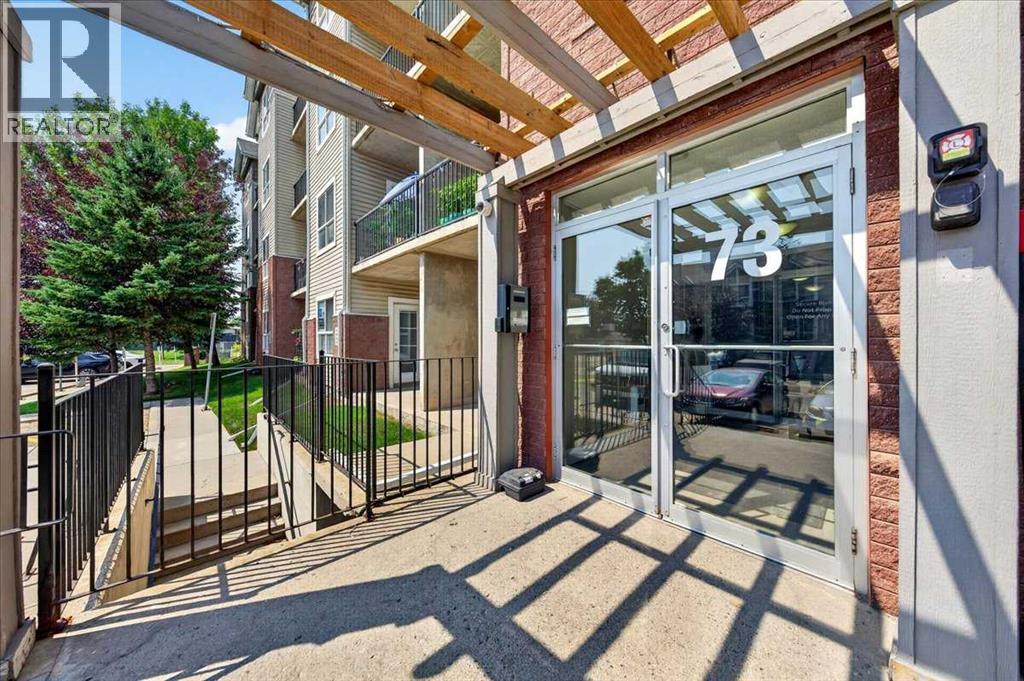 3304, 73 Erin Woods Court SE, Erin Woods, Calgary photo 4