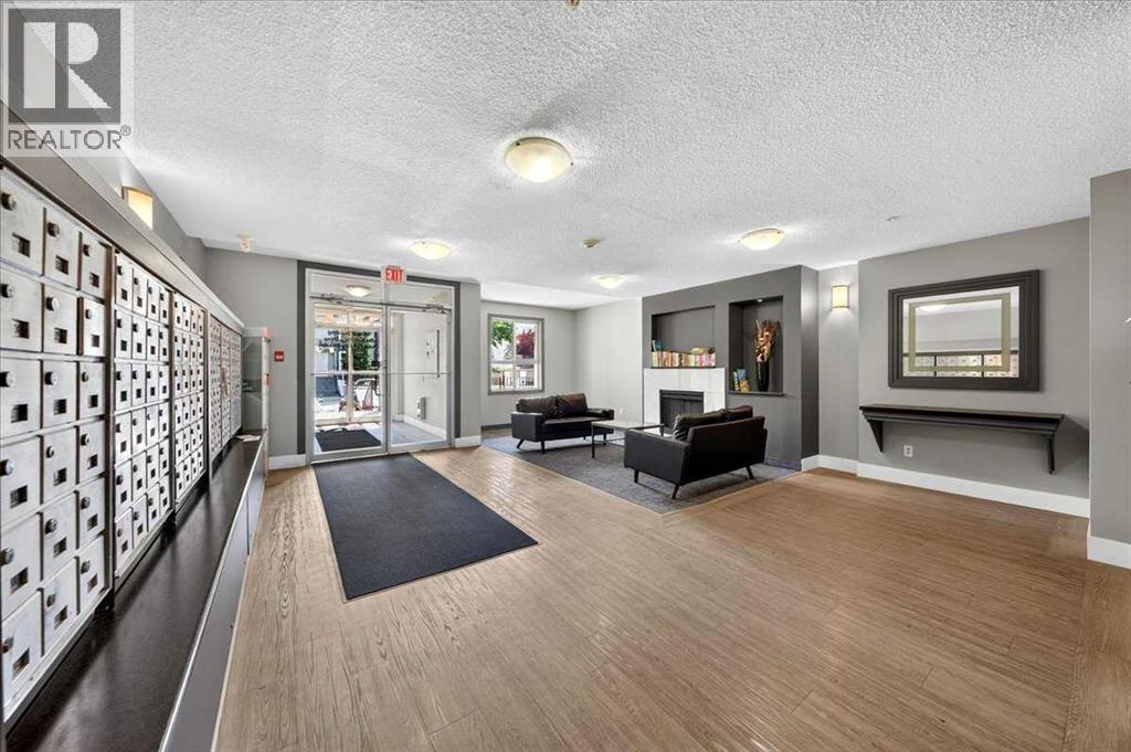 3304, 73 Erin Woods Court SE, Erin Woods, Calgary photo 5