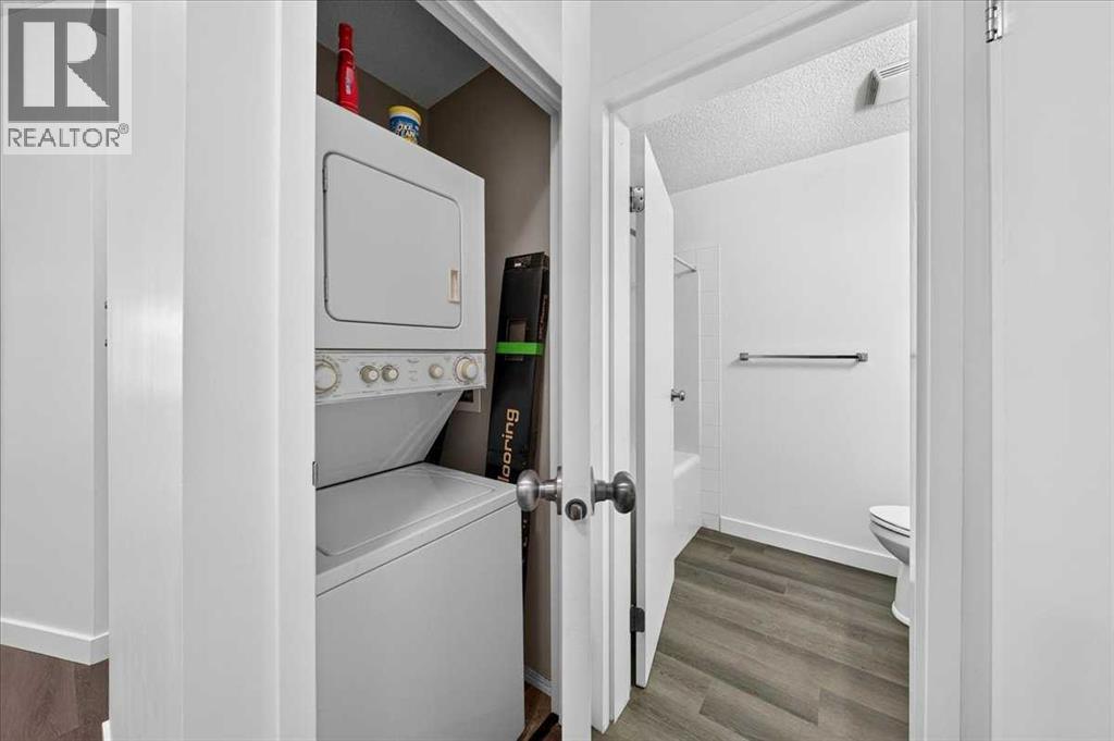 #3304 73 Erin Woods Court SE - Image 22
