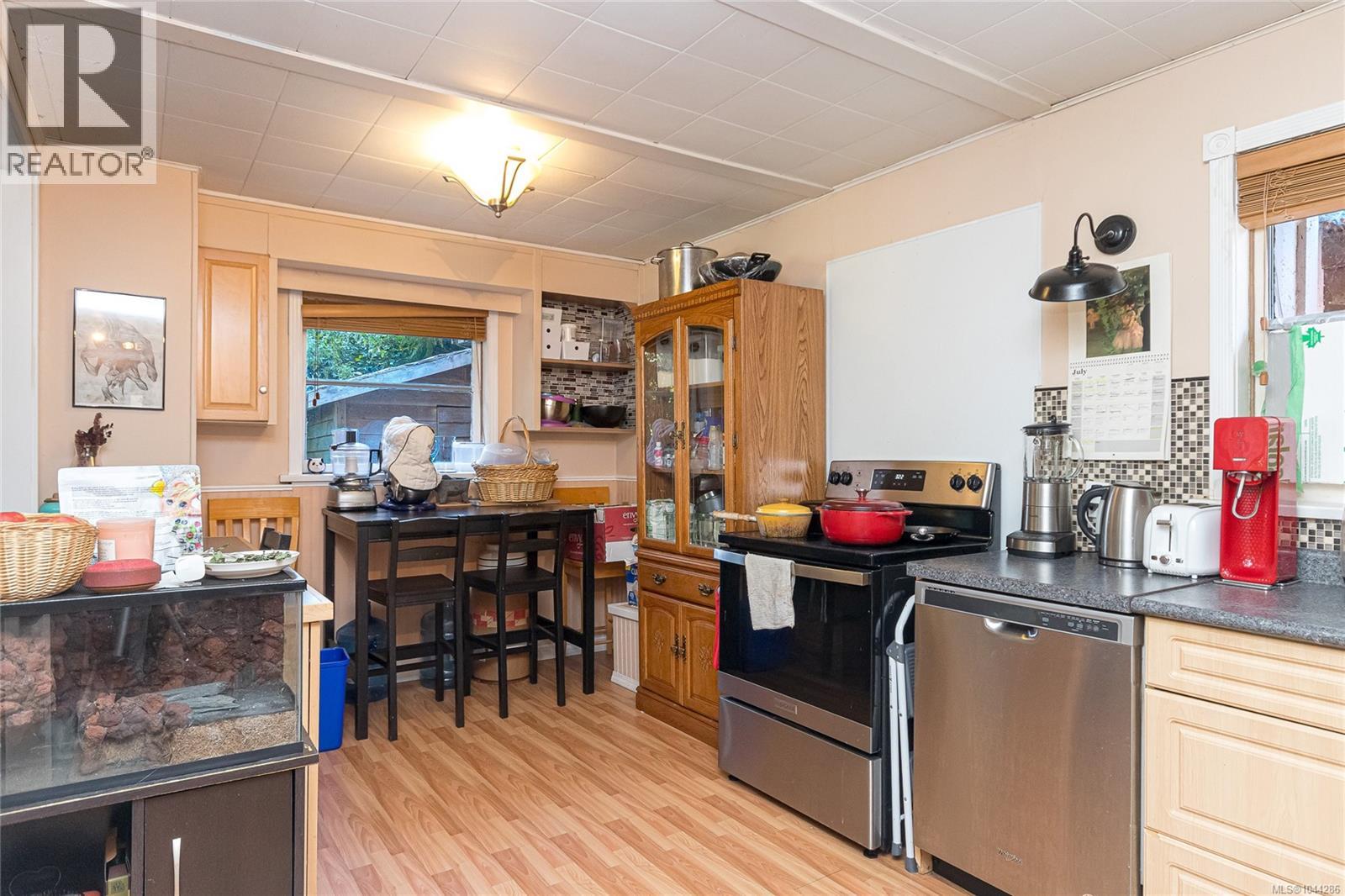 5435 Fowler Rd - 40