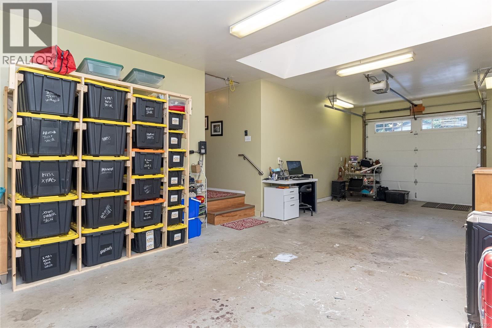 5435 Fowler Rd - Image 31