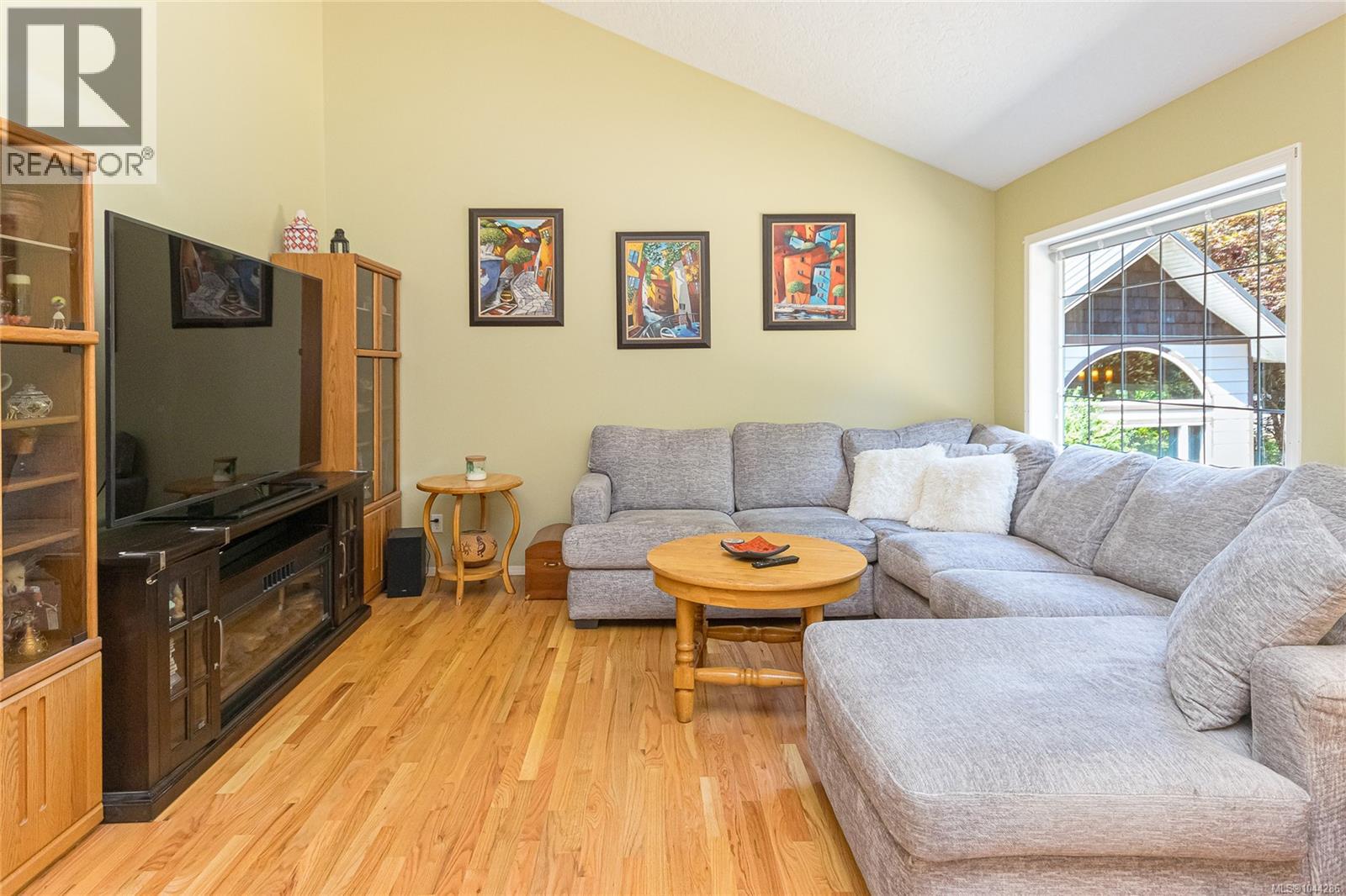 5435 Fowler Rd - Image 10