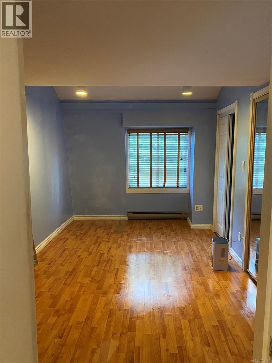 5435 Fowler Rd - 88