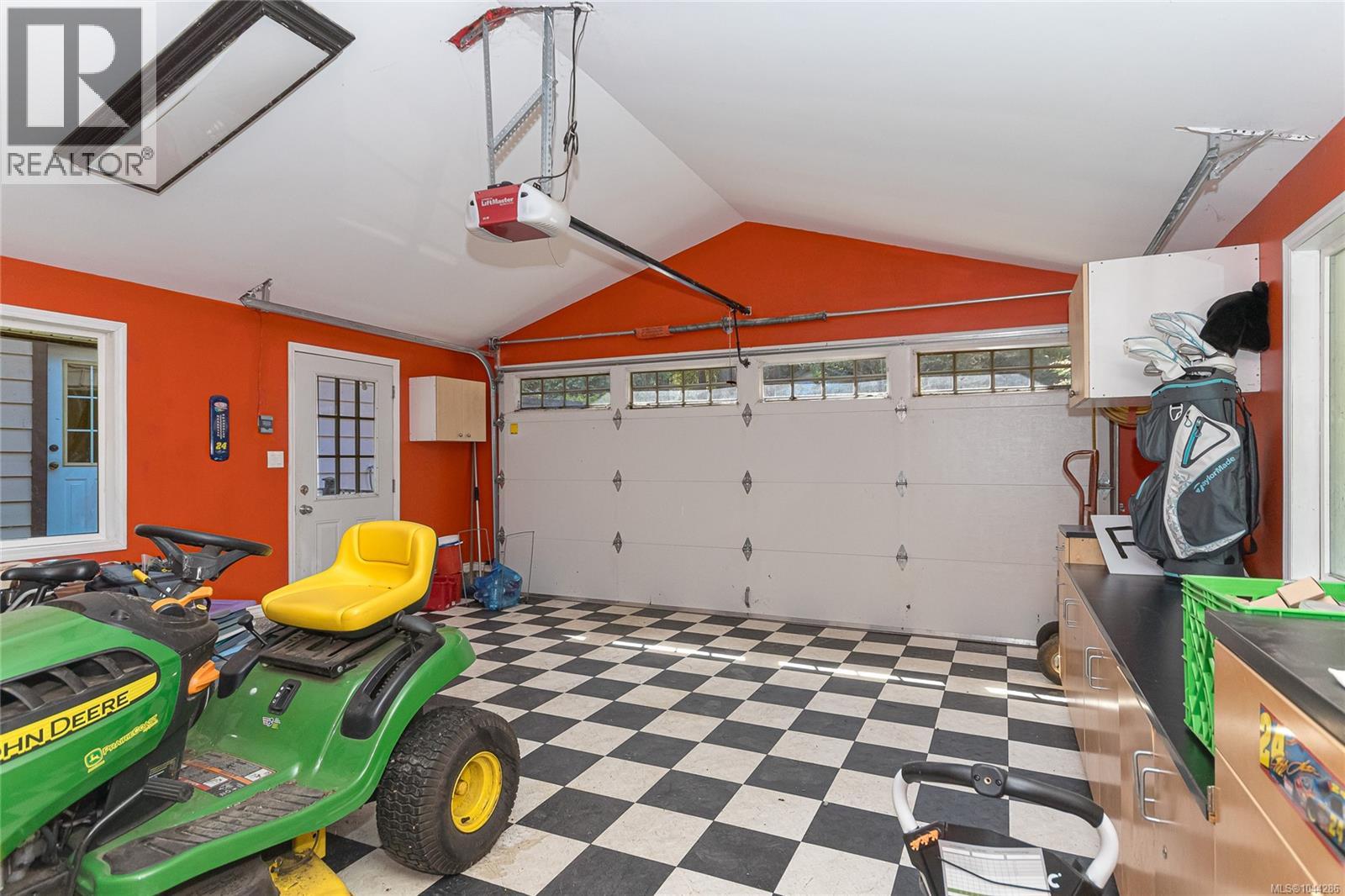5435 Fowler Rd - Image 69