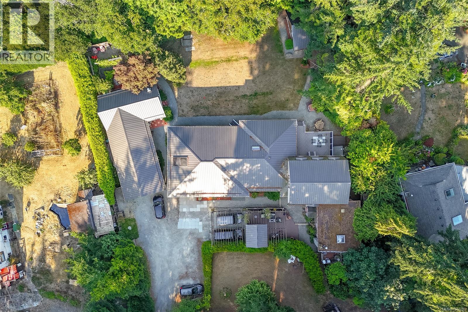 5435 Fowler Rd - 82