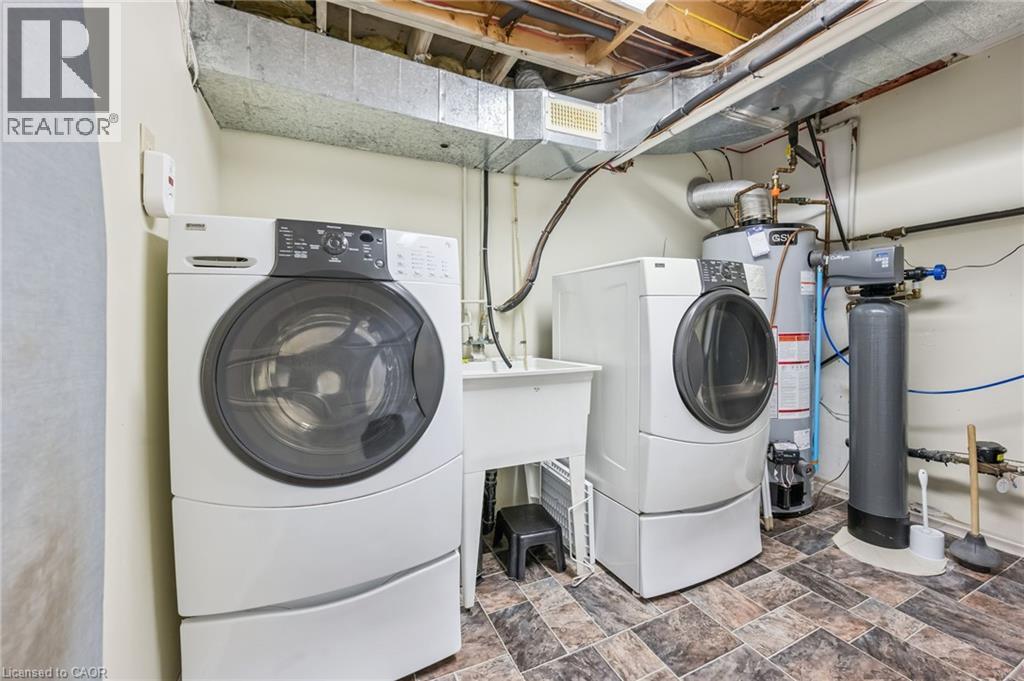 2 NEWBURY Drive - 26
