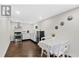 Bsmt - 17 Sabrina Court, Richmond Hill, ON L4C5P8 Photo 11