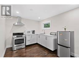 Bsmt - 17 Sabrina Court, Richmond Hill, ON L4C5P8 Photo 12