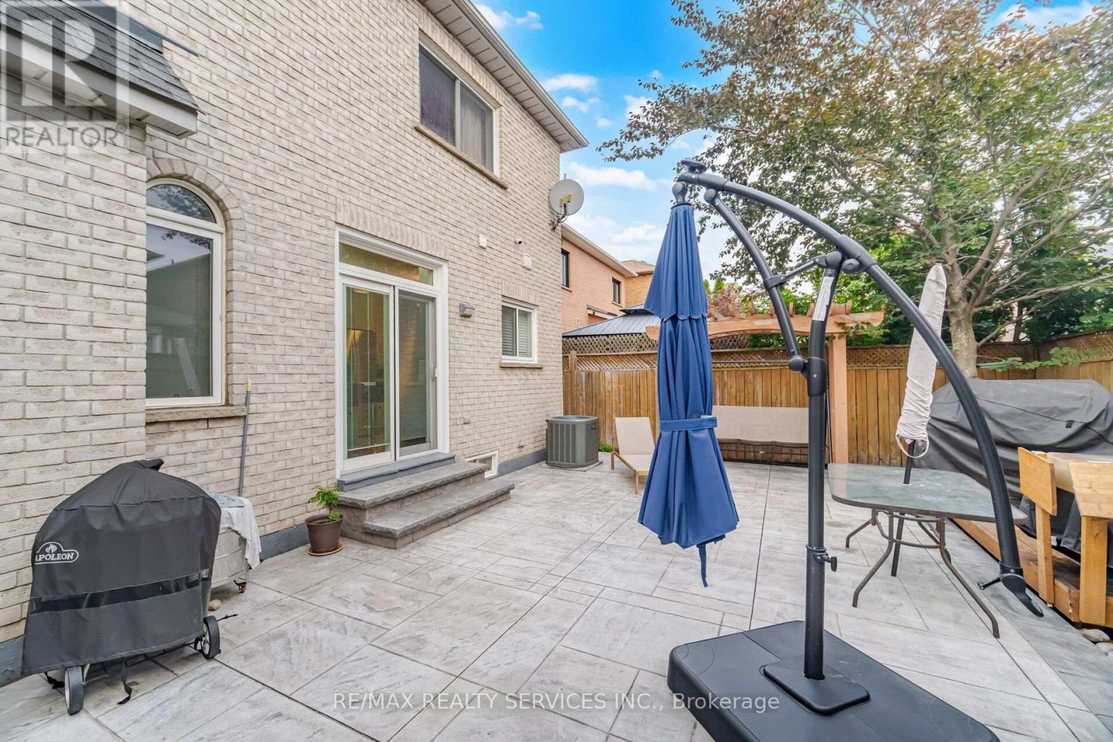 45 SKYLARK DRIVE - 48