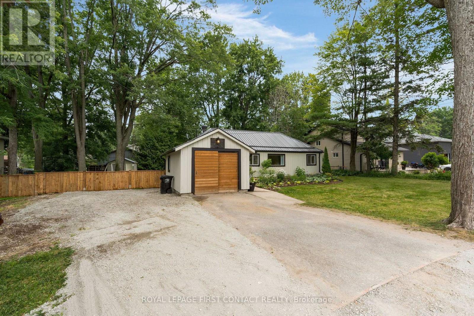 3403 BAYOU ROAD - 2