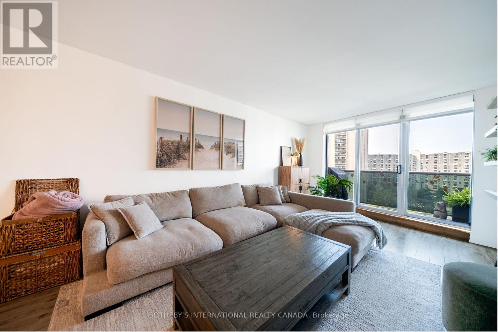 #1110 812 BURNHAMTHORPE ROAD - Image 10