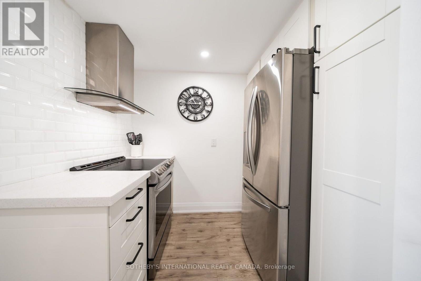 #1110 812 BURNHAMTHORPE ROAD - Image 4