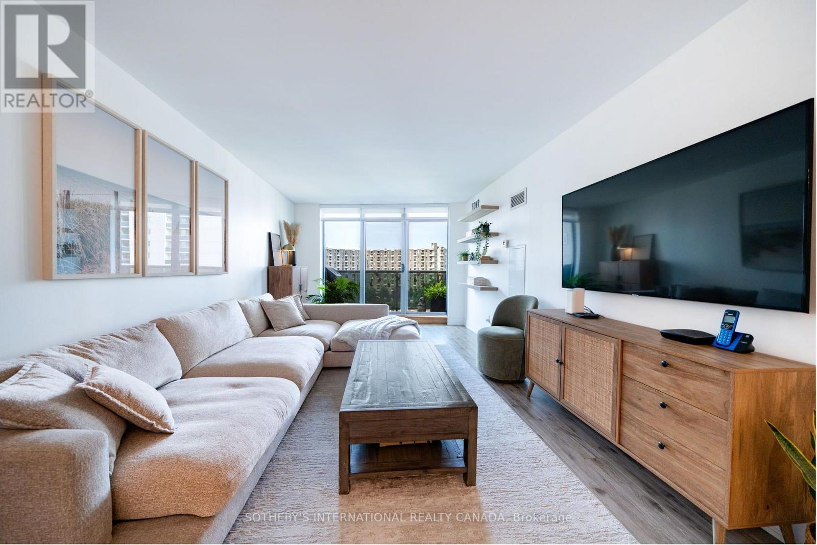 #1110 812 BURNHAMTHORPE ROAD - Image 9