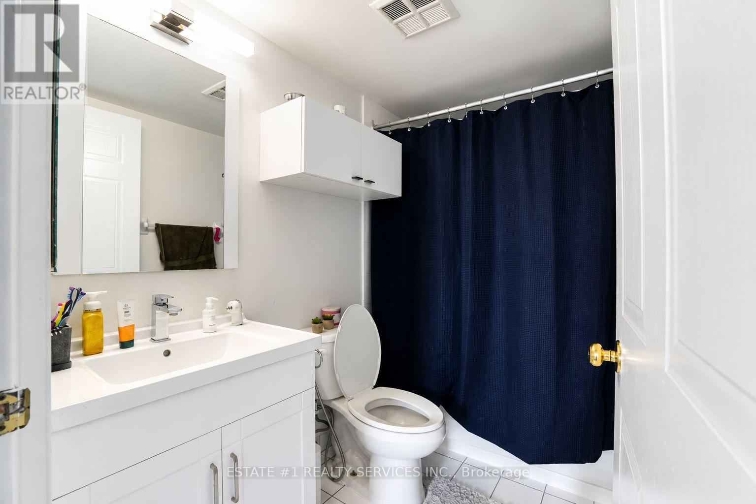 #904 135 HILLCREST AVENUE - 18