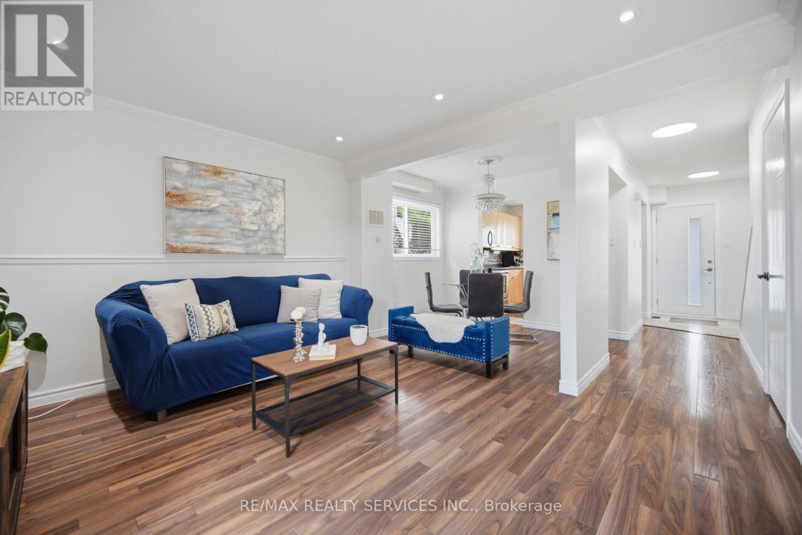 18 GOLD PINE COURT - 7