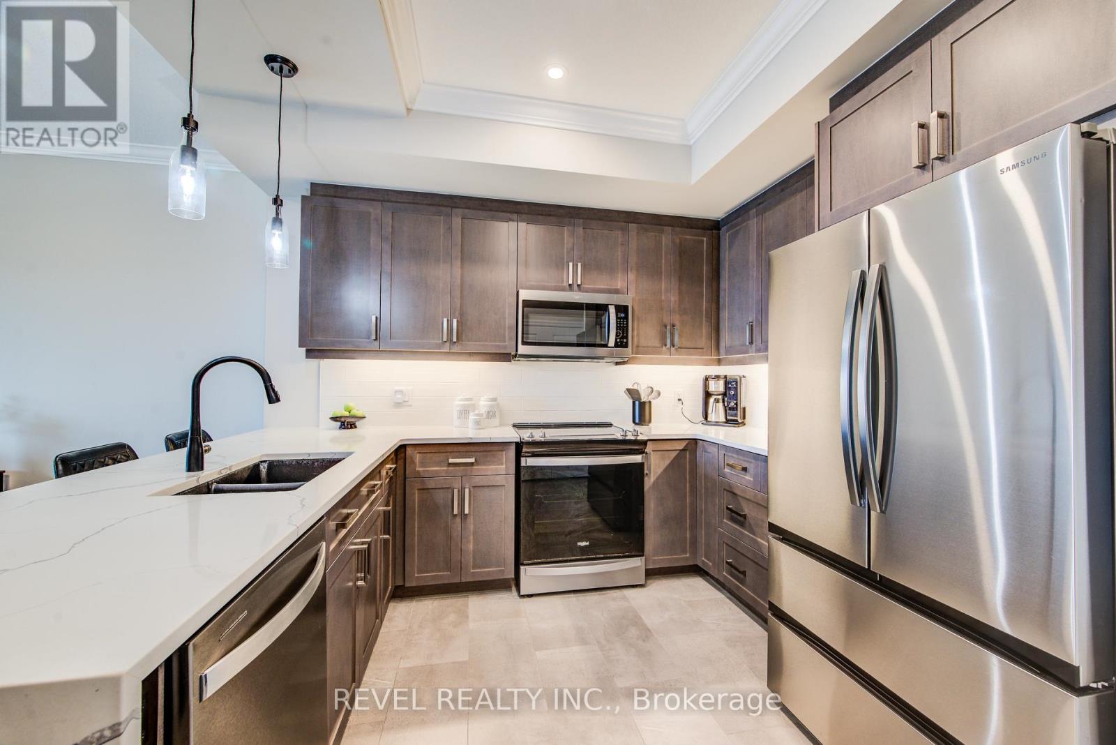 #1109 1880 GORDON STREET - 11