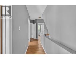 76-78 Belleview Avenue, photo 20