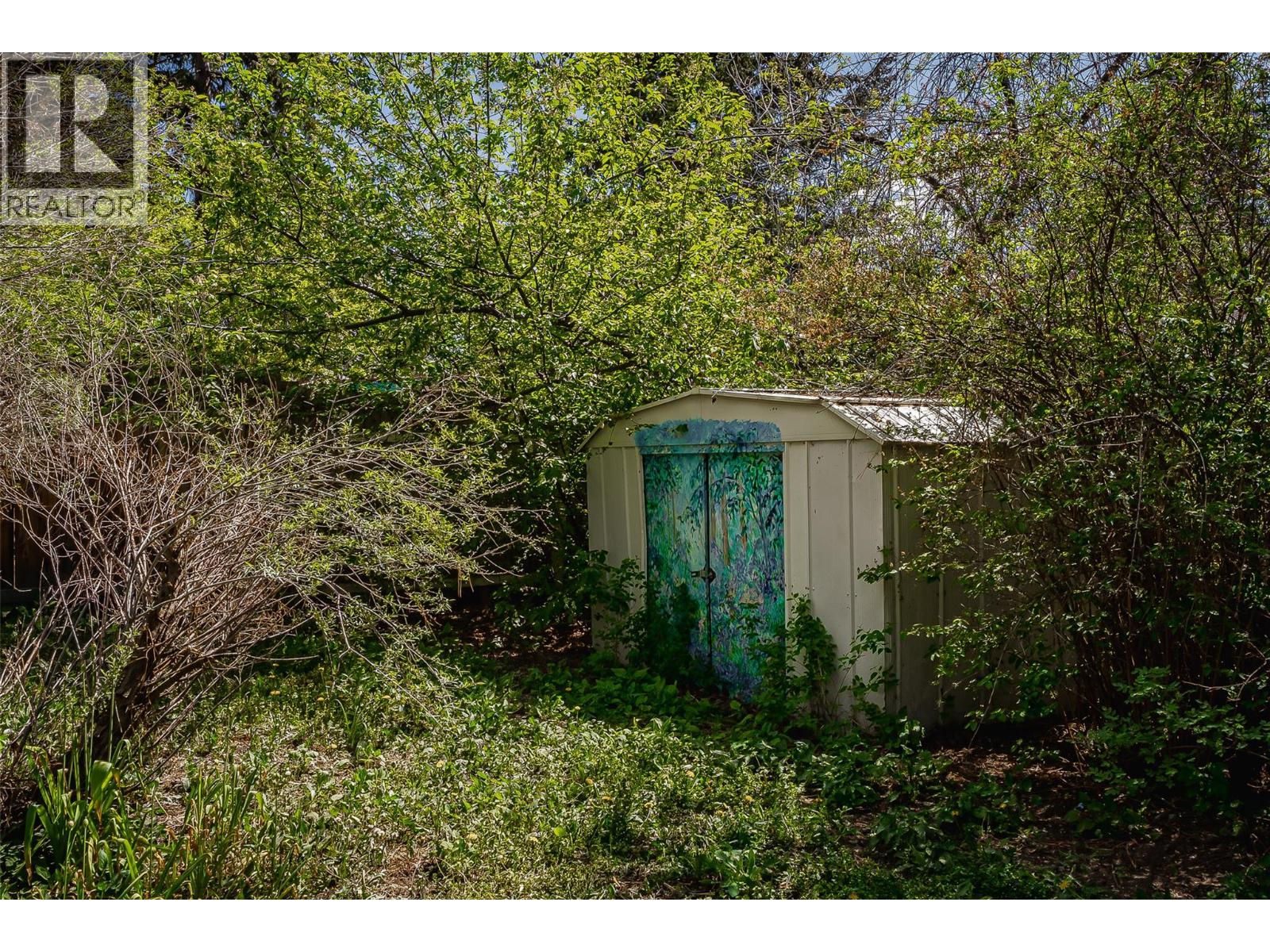 2064 CASTILLOU Crescent - Image 49