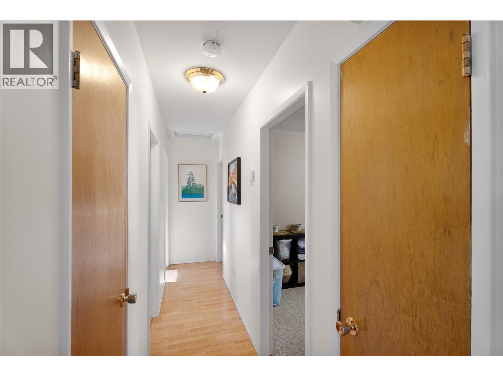 2064 CASTILLOU Crescent - Image 17