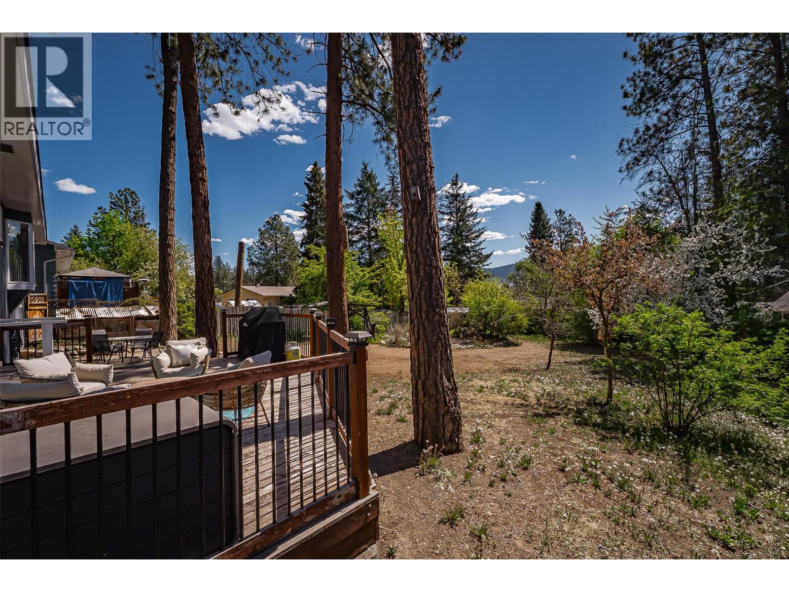 2064 CASTILLOU Crescent - Image 53