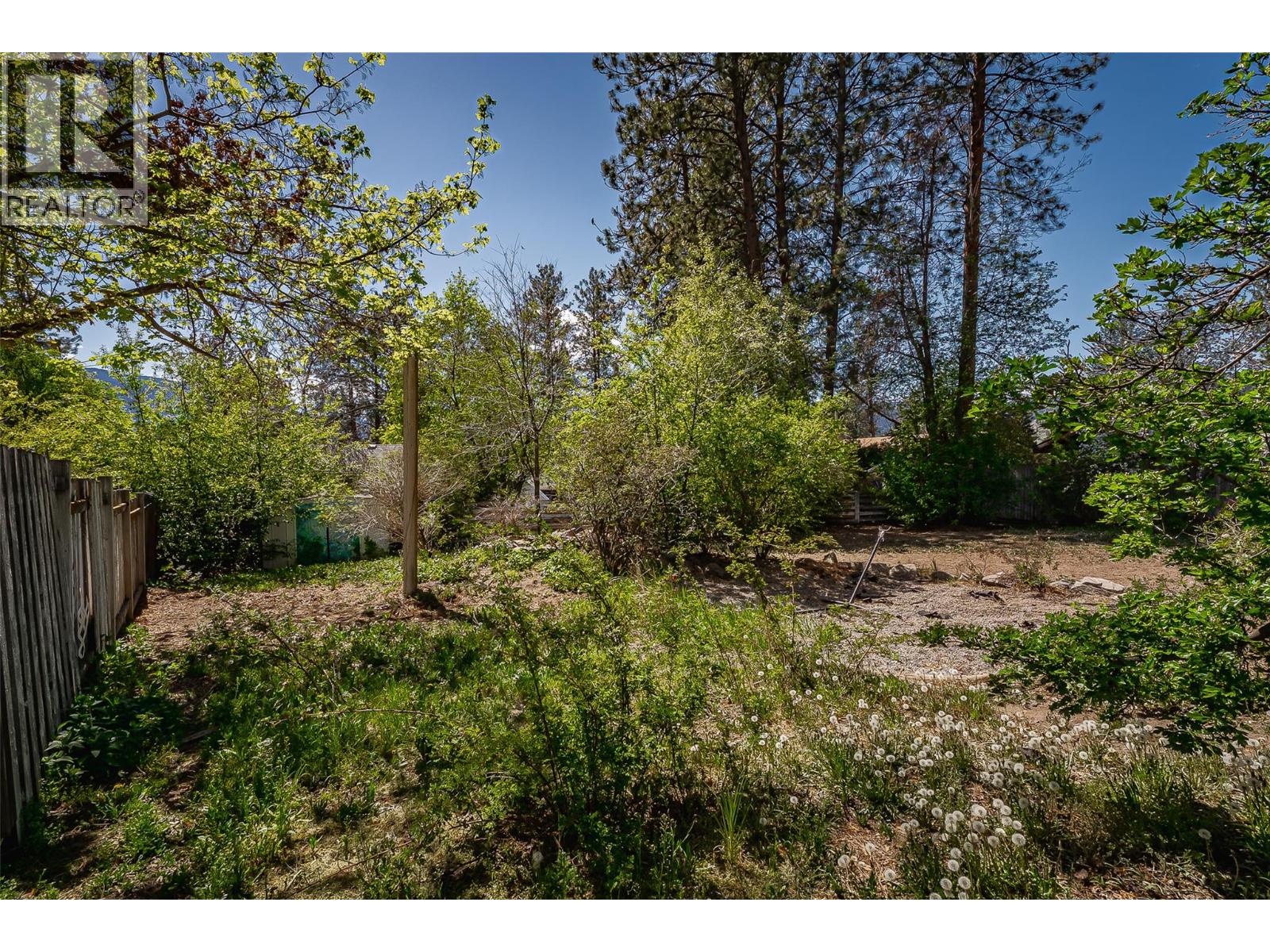2064 CASTILLOU Crescent - Image 47