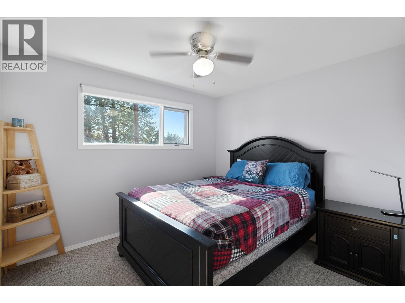 2064 CASTILLOU Crescent - Image 20