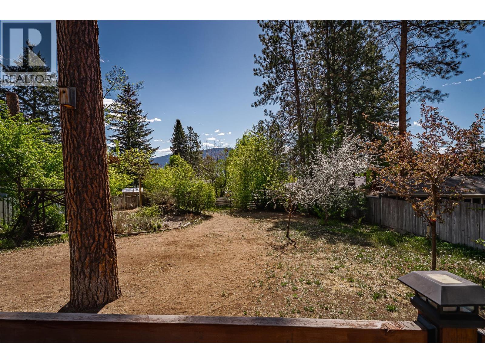 2064 CASTILLOU Crescent - 59