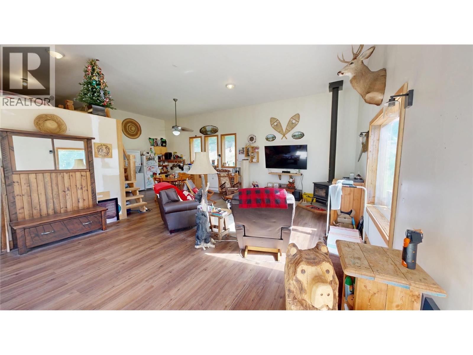 5055 95 Highway - Image 4