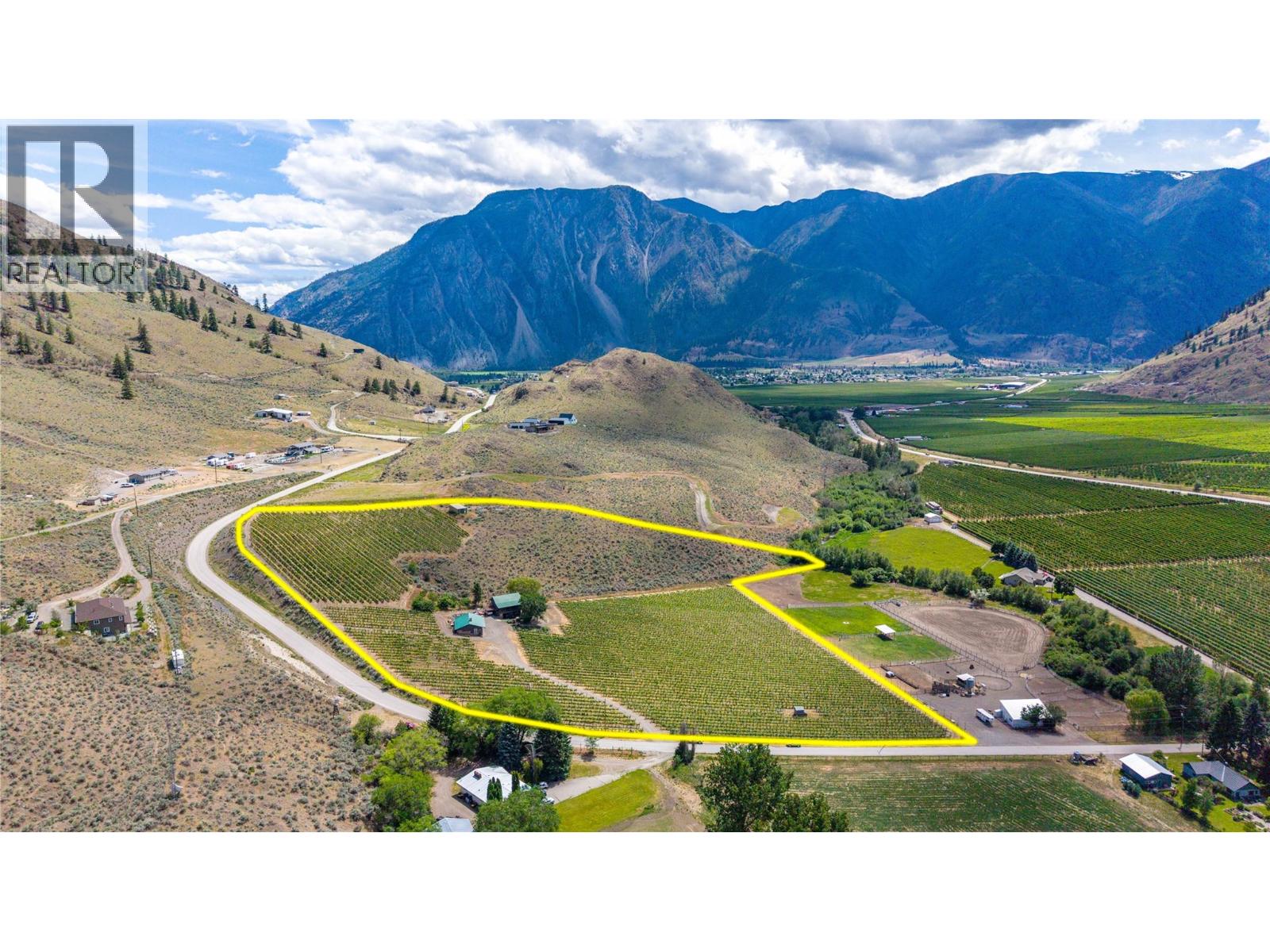 2795 Liddicoat Road - 2