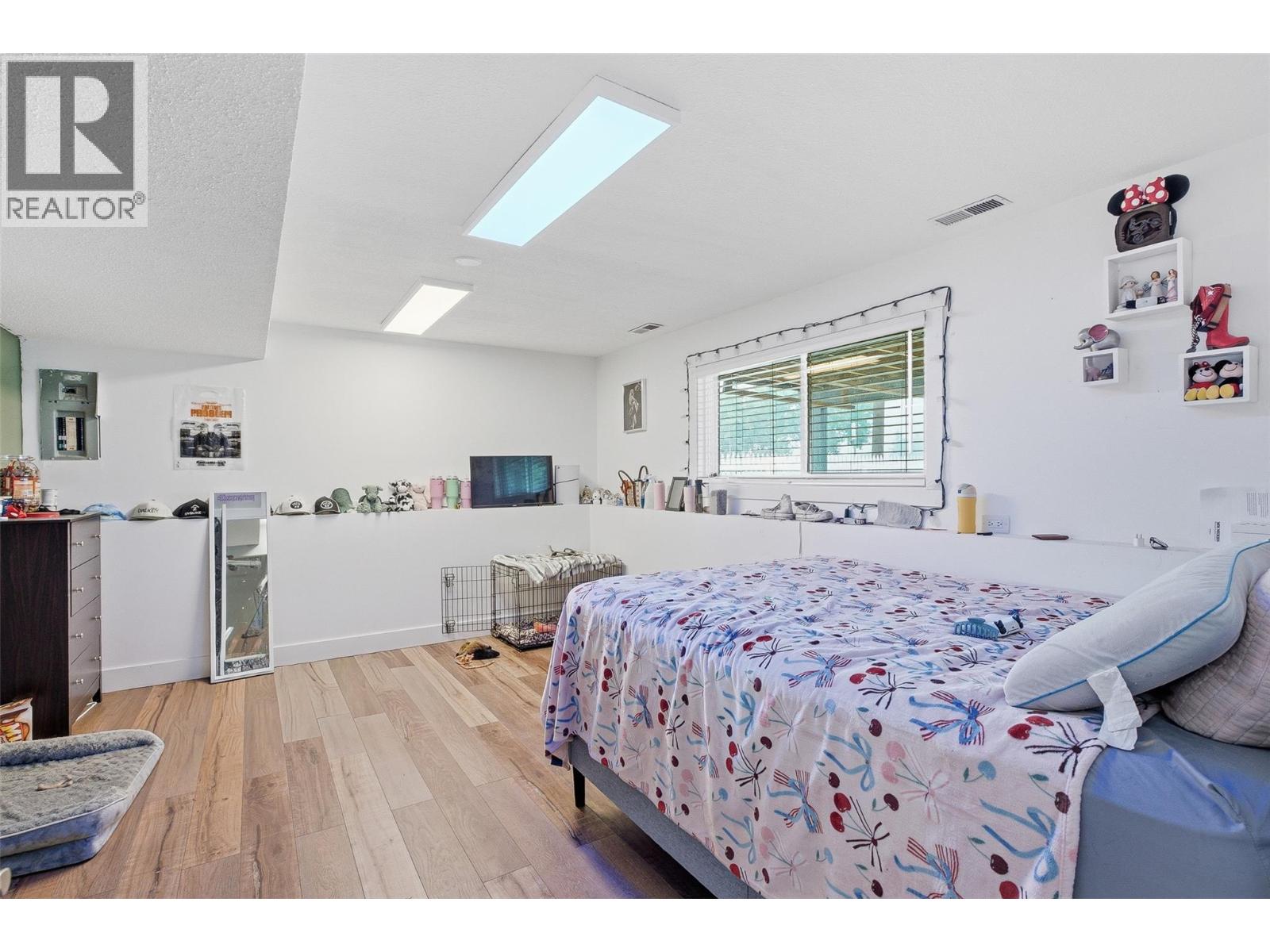 1801 HAMILTON Avenue - 22